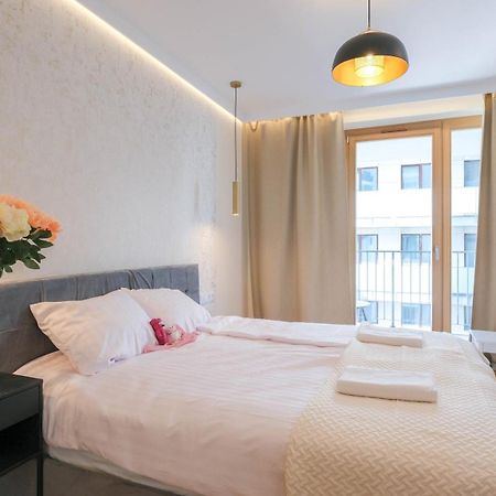 Luxury Apartment Free Parking Wawel Castle 2 Minutes Cracovia Esterno foto